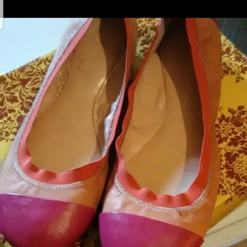 Jessica Simpson flats